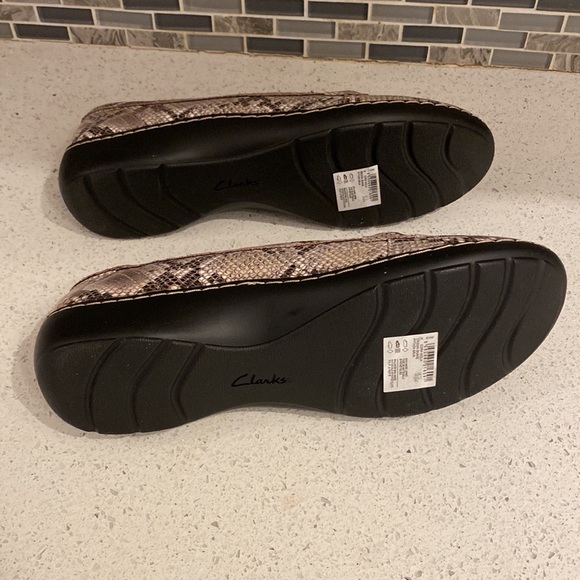 Clarks Cora Viola brown snake slip-on loafers - Picture 6 of 7